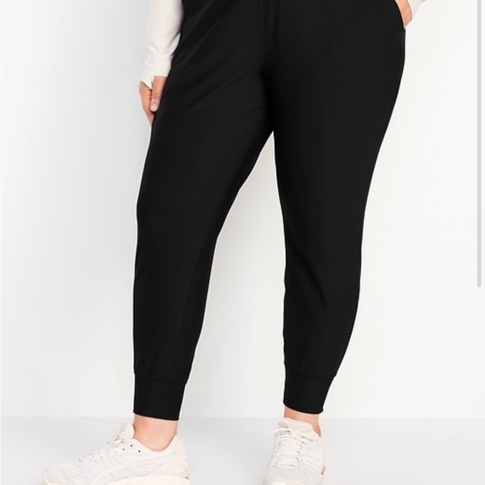Old Navy Women's Powersoft High Waisted with Pockets Black Joggers